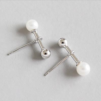 China 100% FASHIONABLE 925 Sterling Silver Earrings Elegant Pearl Stud Earrings For Women Silver Jewelry With Stopper for sale