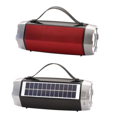 China No RS-672BT manufacture high quality perfect sound fm blueteeth radio speaker with torch light solar panel for sale