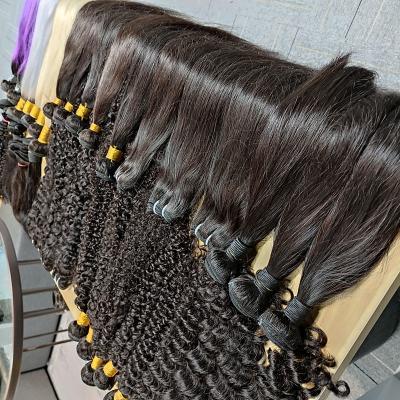 China Original 613 Virgin Silky Straight Bundle Extension Short Wave Color Woman Colored Lady Cheap Kinky Human Hair Wig for sale