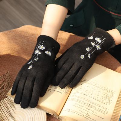 China Women Simple Stylish Outdoor Warm Winter Cycling Text Fashion Woolen Riding Gloves for sale