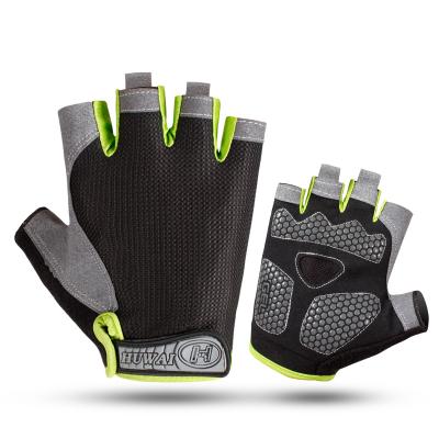 China Breathe Free / Anti-Slip Gym Weightlifting Sports Half Finger Gloves Men Bodybuilding Gloves for sale