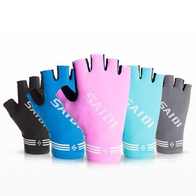 China Breathe Free High Quality Anti-Slip Training Gloves Fitness Half Finger Gym Gloves for sale