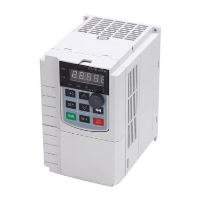 China Tall Water Lowering Vmaxpower 0.75KW Solar Pump Inverter DC Water Pump Solar Drive Inverter and MPPT Controller for sale