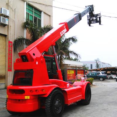 China Construction Material Shops Telescopic Forklift 5 Ton Durable 4X4 Telescopic Boom Handler for sale