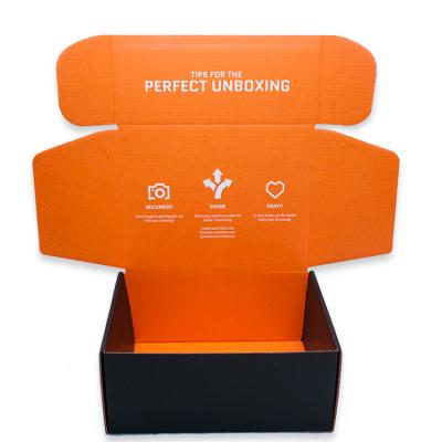 China Recycled Materials Best Selling Clothes To Express Custom Box With Logo for sale