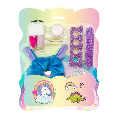 China Non-Toxic Pink Cosmetic Kit Set With Glitter Nail Polish Lip Balm Lip Scrunchie Toy Makeup Set Wholesale Kids for sale