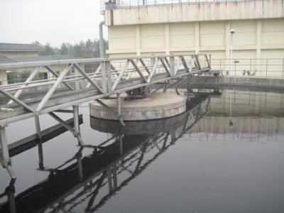 China Ponte do raspador da sução da lama da transmissão central para o tratamento da água à venda