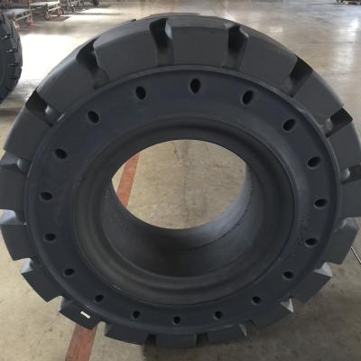 China Cheap industrial solid loader wheel loader tires 17.5-25 20.5-25 23.5-25 26.5-25 29.5-25 with holes and without holes tires rubber for sale