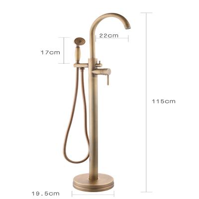 China Ceramic Style Floor Mounted Bathtub Faucet Antique  Contemporary Luxury en venta