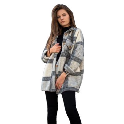 China 2022 fall and winter lapel buttons personality loose casual ladies plaid plaid coat breathable elegant women for sale