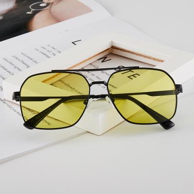 China The other smart color of 2021 new style sunglasses Anti-blue light reflective lenses night vision changing day and night dual-use for sale