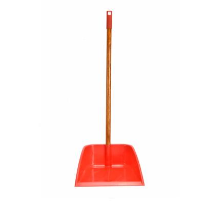 China Durable broom and standing dustpan in dustpan lobby for sale