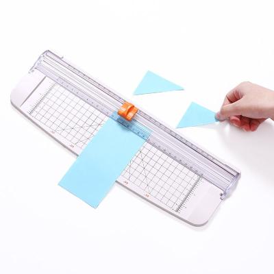 China Manual Paper Trimmer Cutting New Era ZEQUAN Manual Paper Cutter Plastic A4 Product for sale