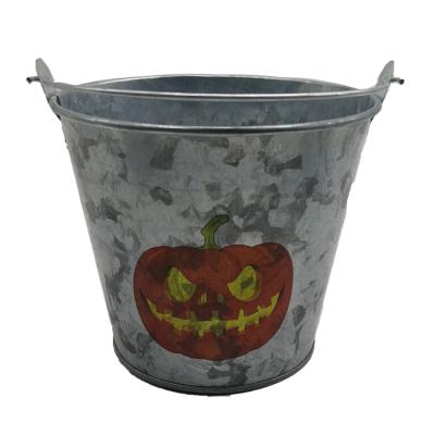 China Eco-friendly Halloween Metal Iron Bucket With Handle Harvest Festival Wholesale Bucket Galvanized Gift Bucket for sale