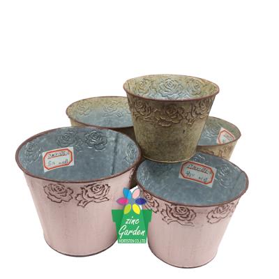 China Antique Galvanized Zinc Planter Flower Pots Metal Handmade Shabby Chic Pot Round Watering Bucket Multi-size for sale