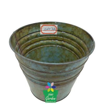 China Vintage Antique Rustic Flower Pots Garden Metal Tin Flower Pot Handmade Planter Pot for sale