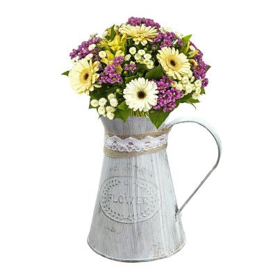 China Retro Metal Flower Bucket Flower Jug Handmade Hemp Rope Iron Flower Pot Antique Old-fashioned Shop Ornament for sale