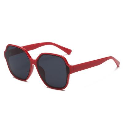 China Fashion Sunglasses Sunglasses Factory Supply Colored Vintage 2022 Red Frame Fashionable Sunglasses for sale