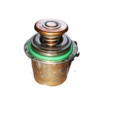 China Machinery repair shops for original Komatsu PC300-7 PC300LC-7 thermostat for sale