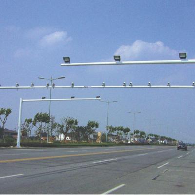 China Traffic Lighting Road Monitor Pole Traffic And Telescopic CCTV Pole Steel Pole Post for sale