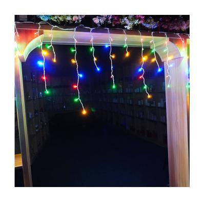 China Custom Hot Sale 96Led Icicle Style String Lights 3.5M 8 