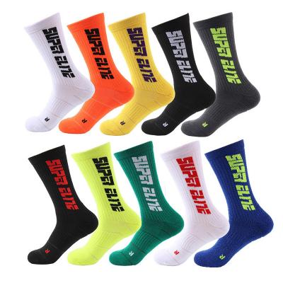 China Wholesale Antibacterial Men's Basketball Socks Elite Socks Anti-slip Letters Compression Round Bottom Foot Towel Man Trend Sports Socks for sale