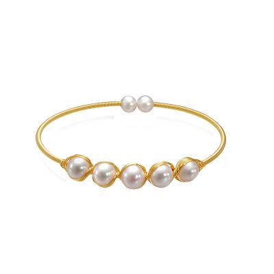 China Women CLASSIC Minimalist Jewelry Handmade Freshwater Pearl Good Luck Dangle Bracelet for sale