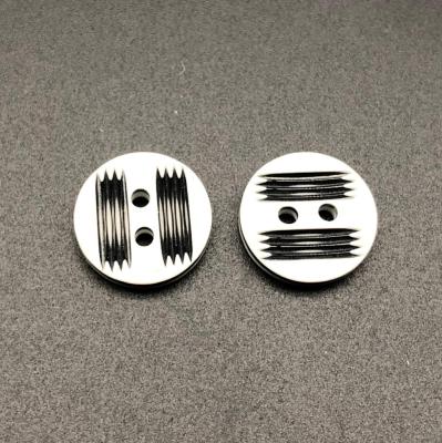 China Sustainable 2 Hole Plastic Resin Round Button Laser Engraved Pattern for sale