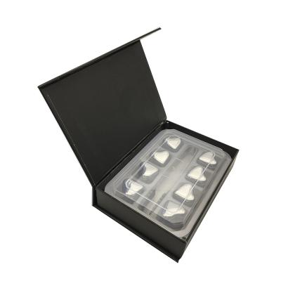 China Sustainable Food Grade 8 Pcs Heart Shape Metal Stainless Steel Wine Whiskey Stones Drinking Gift Set for sale