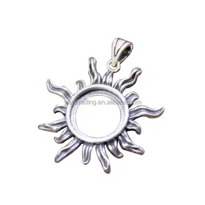 China 925 Sterling Silver Inlaid Beeswax Pendant Empty Tray Classic Amber Pendant Platinum-plated White Female Pendant for sale