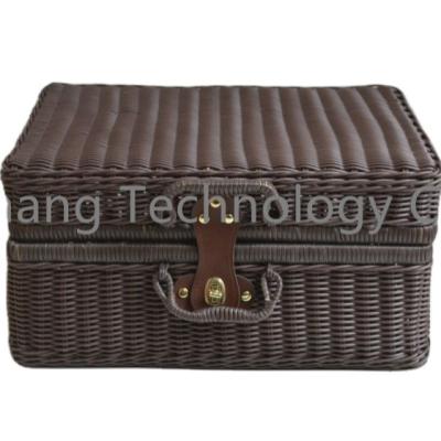 China Public places/homeuse New arrive gift rattan suitcase modern hand woven square rattan box  gift basket for sale