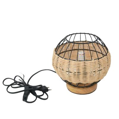 China Modern New style hotel table lamp indoor furniture  rattan handmade desk lampsreading table lamp for sale