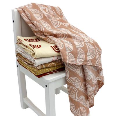 China 2021 PORTABLE No Moq Bamboo Wrap Designs Comfort Baby 100% Cotton Muslin Wrap Blankets for sale