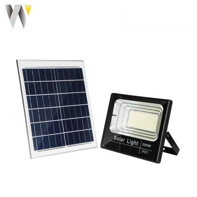 China Best Price Outdoor Waterproof Ip67 40w 60w 100w 200w 300w Good Heat Dissipation Performance Smd Led Solar Flood Lights for sale