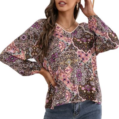 China YAYIRUN Autumn Fashion Breathable V-Neck Bohemian Print Tops Casual Lace Stitching Blouses For Women for sale