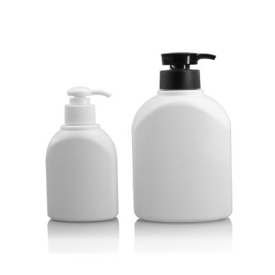 China Plastic 500ml PE Cosmetic Bottle 200ml Shampoo Body Lotion Bottles Kids Baby Shower White Plastic Bottle With Lotion Pump for sale