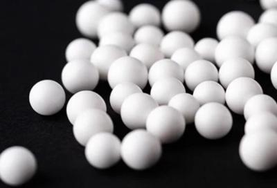 China Al₂O₃ Ceramic Alumina Grinding Balls Zero Contamination for Pharma & Food for sale