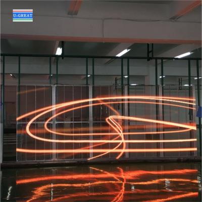 Cina High Brightness Under Sunshine Cheaper Price Glass Led Display Transparent Led in vendita