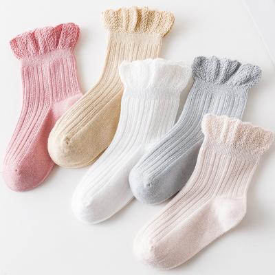 China Viable Girls Wholesale Boutique Spring Autumn Cotton Socks Kids Plaid Ruffle Socks for sale