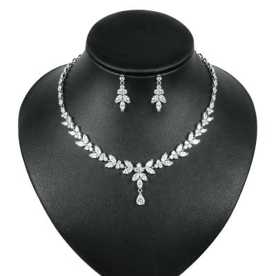 China CLASSIC Simple Water Drop Zircon Bride Plated White Gold Plated Necklace Earrings Wedding Jewelry Set for sale