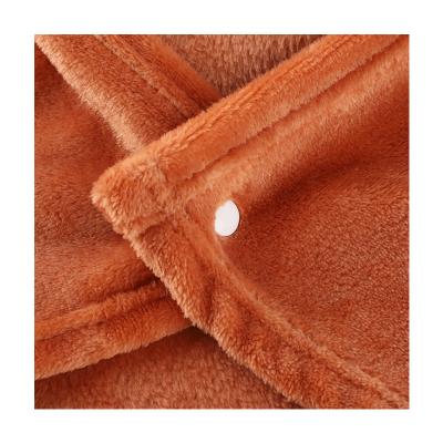 China Viable Durable Product Washable Coral Fleece Bath Towel Fabric Soft Coral Bath Towel for sale