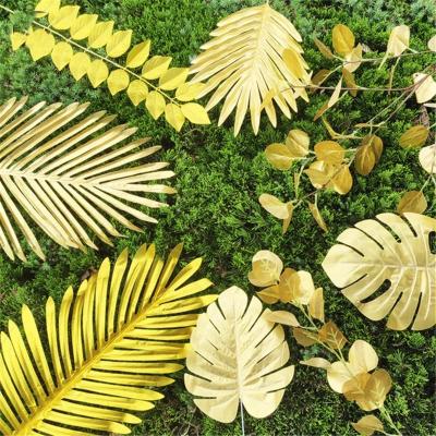 China 5Pcs Artificial Gold Palm Leaf Maple Leaves Branch Wedding Birthday Hawaii Party Home Decoration Artificial Leaves for sale