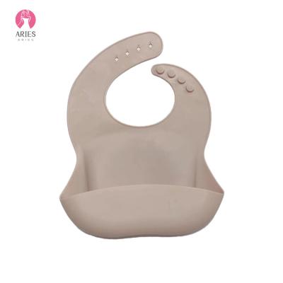 China High Quality Viable Non-Toxic Waterproof Organic Silicone Baby Bib Muslims PVC and PU for Babies Private Label Plastic for sale