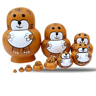 China Eco-friendly Cute Wooden Russian Nesting Dolls Hand Painted Novelty Matryoshka Home Decoration For Christmas for sale