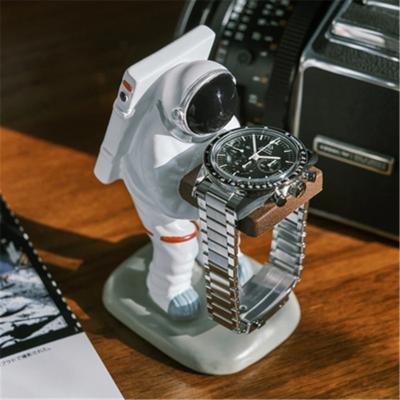 China Europe Home Decor Resin Open Stand Logo Desk Decoration Astronaut Crafts Custom Astronaut Watch for sale