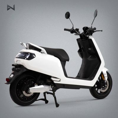 China Factory Price Unisex Lithium Long Range China Battery Operated Adult Electric Scooter for sale