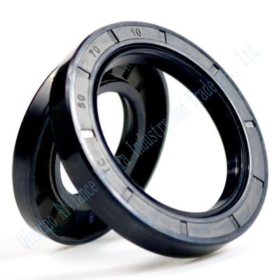 Chine National Mechanical Big Size Mud Water and Dust Resistance 50*70*10 NBR FKM TC Oil Seals For Cars à vendre