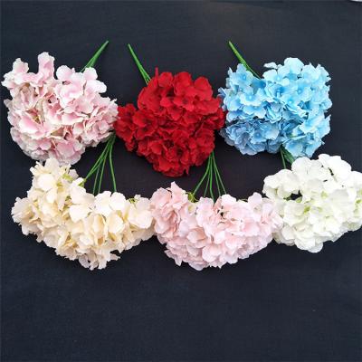 China 5 Heads Eco-friendly High Quality Silk Artificial Hydrangea Flowers For Wedding Decoration for sale