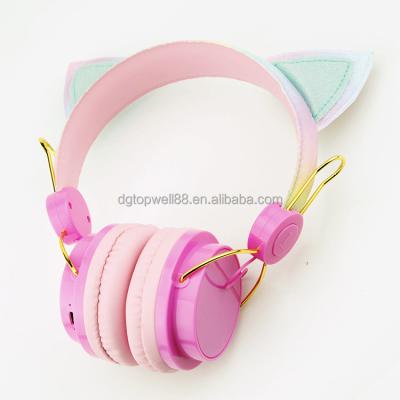 China Cute Color USB Micro AUX Gaming Cat Ear Wireless Earphone. pink cordless cute for girls for sale