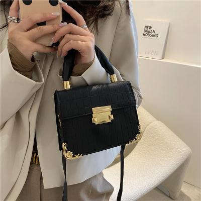 China New Fashion Soft Women's Small Square Shoulder Bag Body Bag Popular Crossbody Handbag for sale